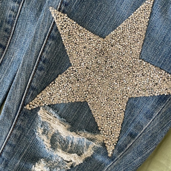 LF Carmar Ripped Glitter Sparkly Star Patch Medium Wash Straight Bootleg Jeans - Picture 8 of 8